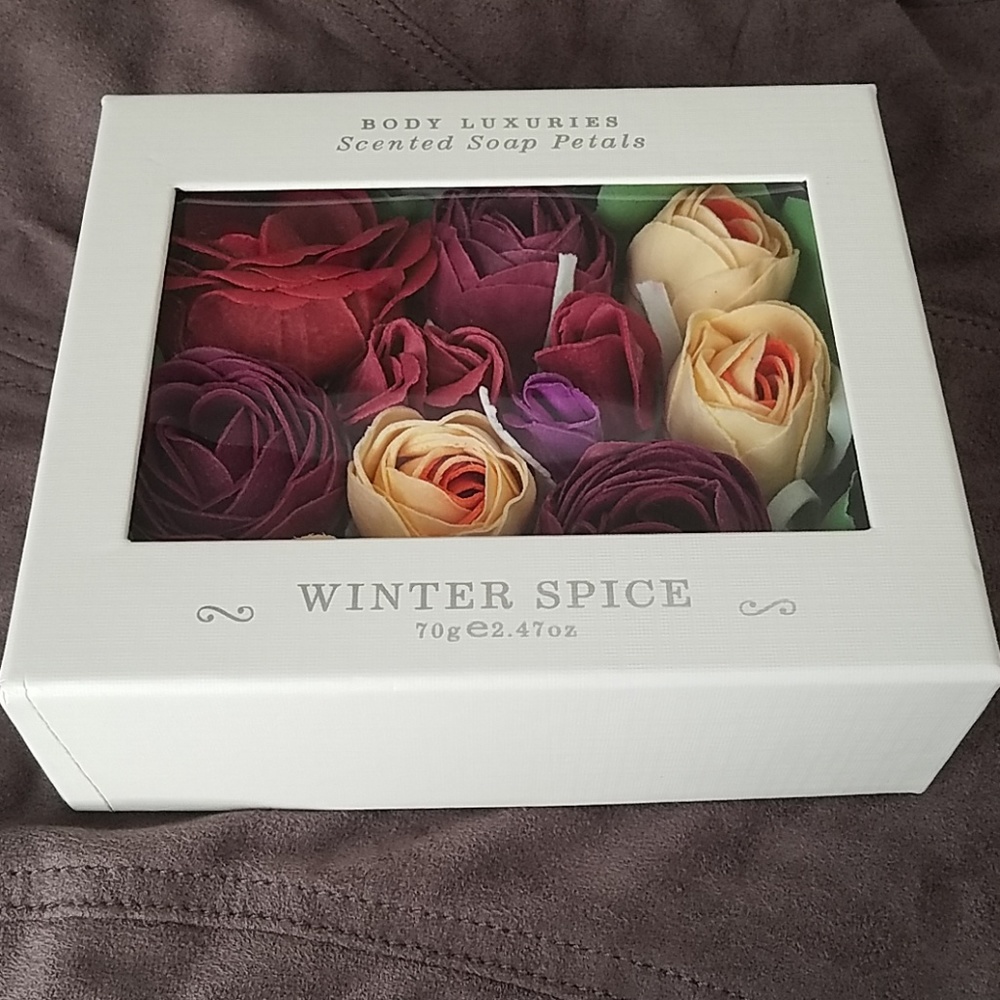 Scented Soap Petals - Winter Spice